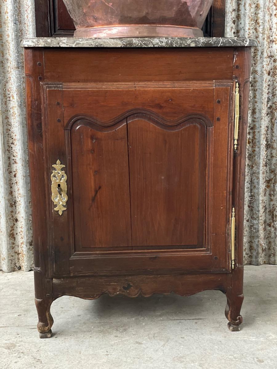 18th century cabinet