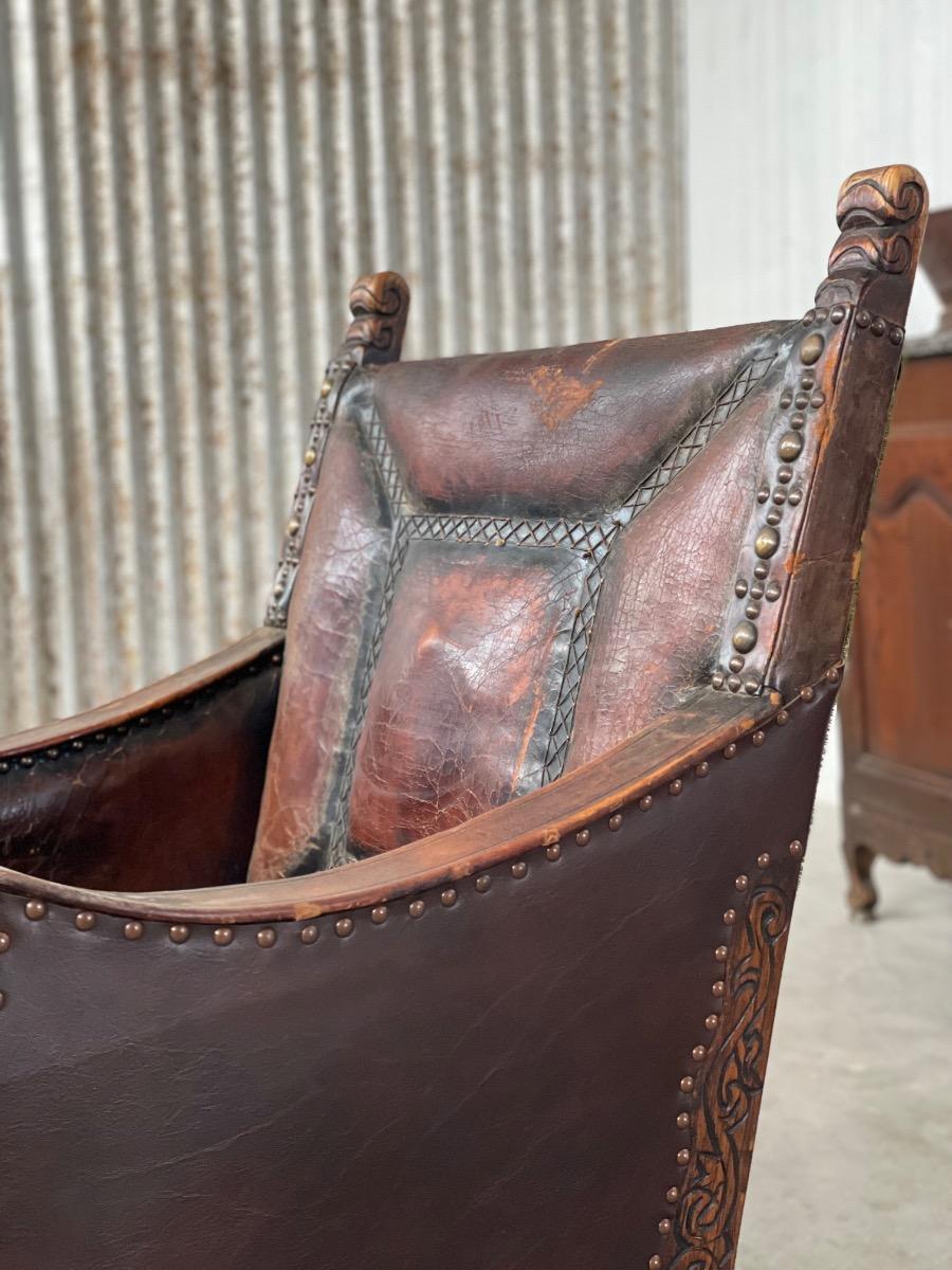 2 Antique Set oak and Leather armchairs