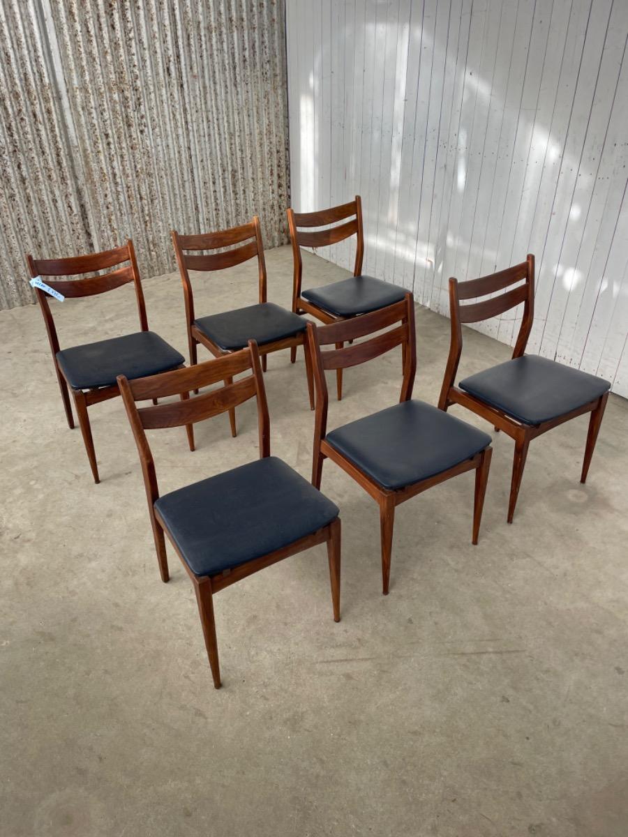 6 Design Chairs