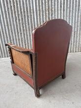 Fauteuil Antiek  stijl in Leer en hout, Europa  20e eeuws