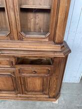 Kast Antiek stijl in hout en glas,