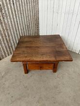 Tafel  Antiek stijl in hout,