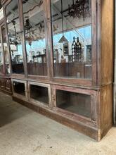 Winkelkast Antiek stijl in hout en glas,