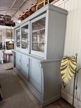 Winkelkast Antiek stijl in hout en glas , 20e eeuw