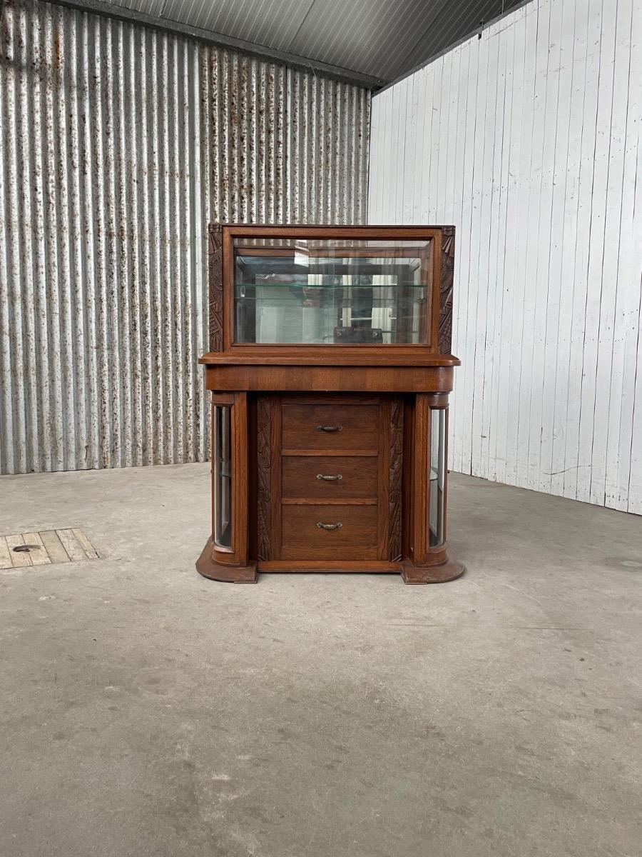 Antique art deco Shopcabinet