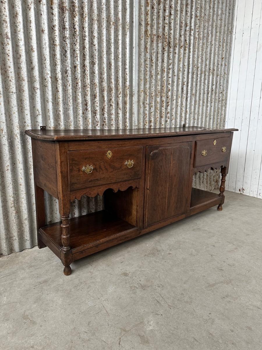 Antique Chest of drawers