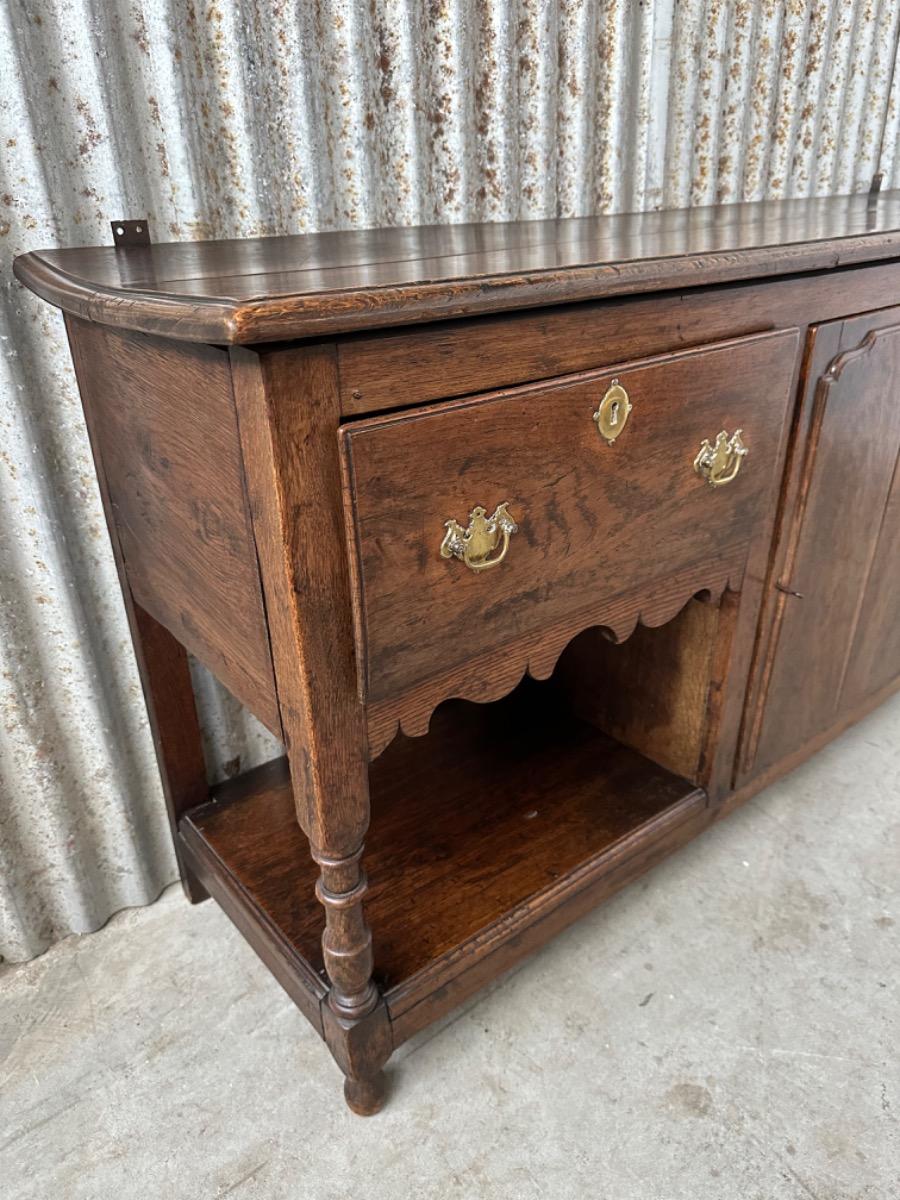 Antique Chest of drawers