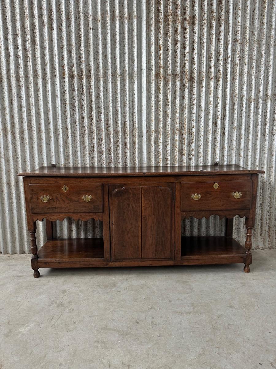 Antique Chest of drawers