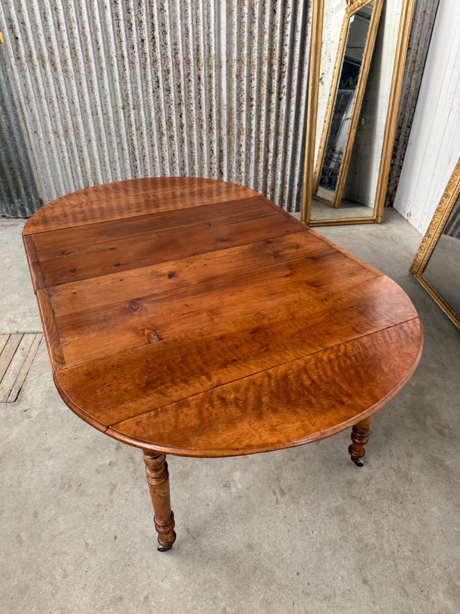 Antique Extendable dining table