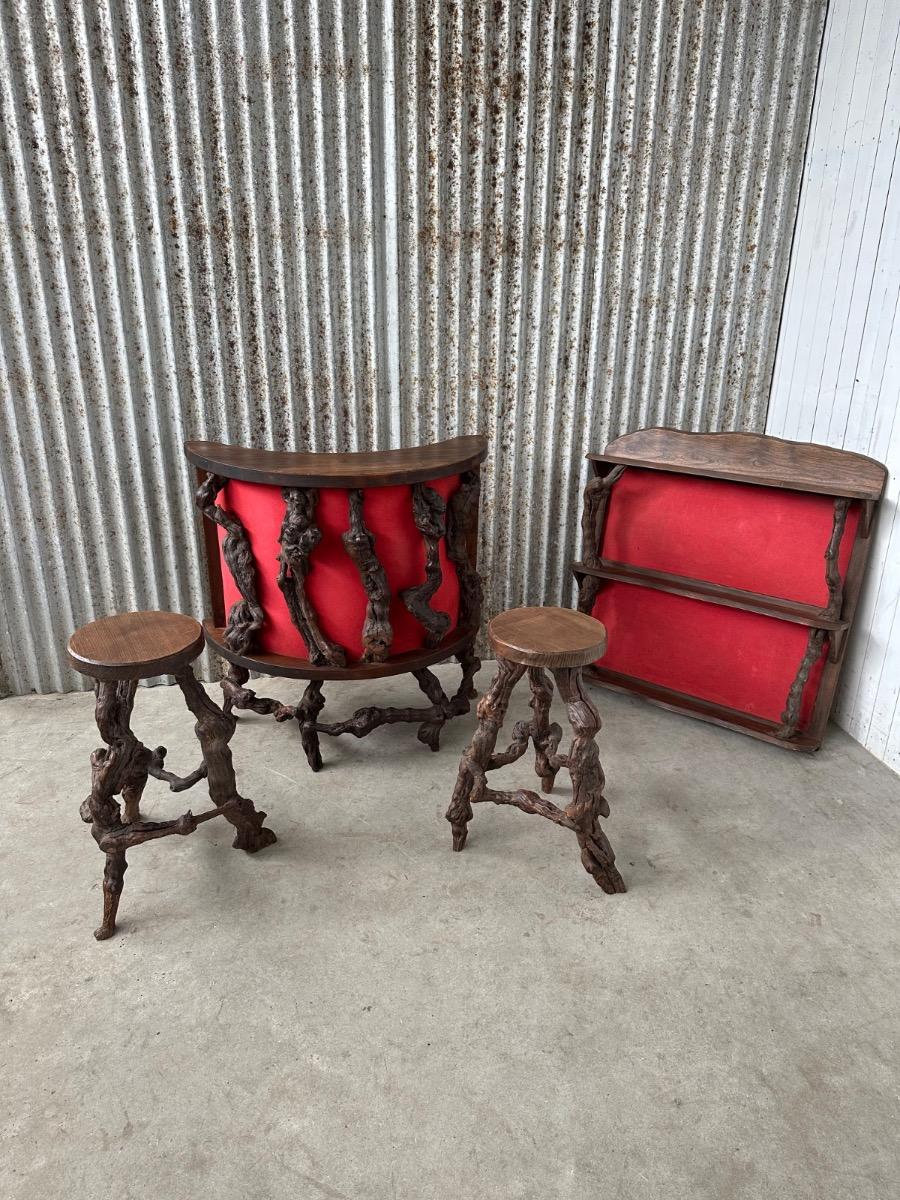 Bar and stools 