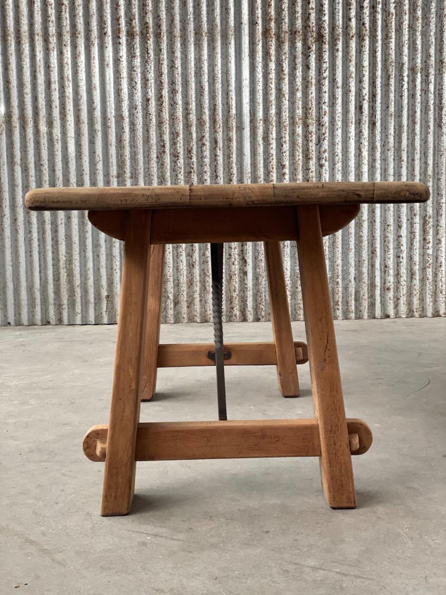 Brutalist Oak Brutalist dining table