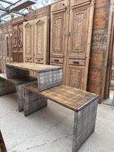Industrial style High and low tables  in wood, europa