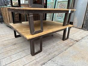 Tafel Industrial stijl in hout,