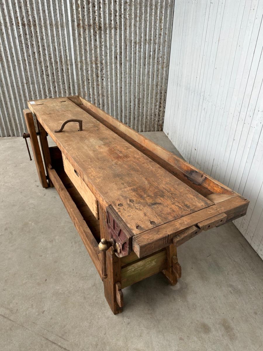 Industrial Workbench