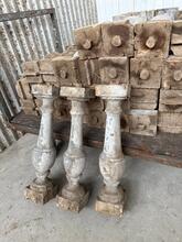 Balusters Antiek stijl in hout, Europa  20e eeuws
