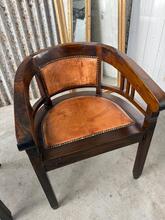 Eetkamerstoelen met cognac leer Vintage stijl in Hout en leer, Nederland