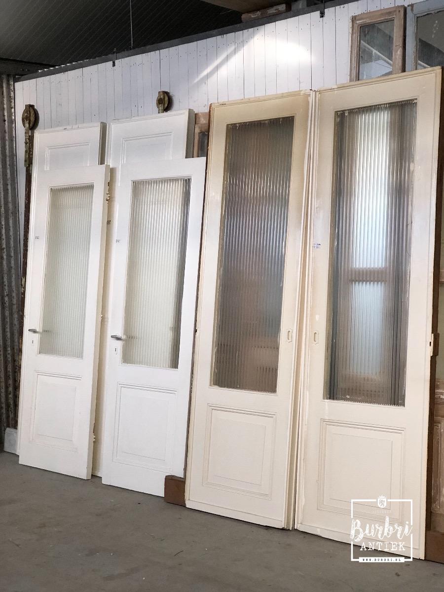 Antique set doors with glass - Antieke deuren met glas - bouwmaterialen - Burbri