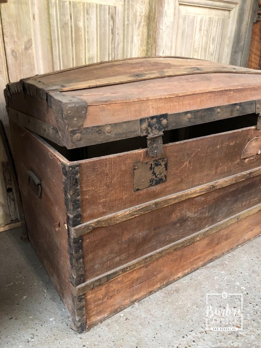 personeelszaken vice versa lening Antique trunk - Koffers en kisten - Antieke meubels - Burbri