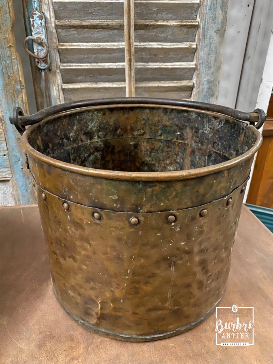 Berouw Heel boos hebzuchtig Antique copper bucket - Thuis decoratie - Diverse decoratie - Burbri