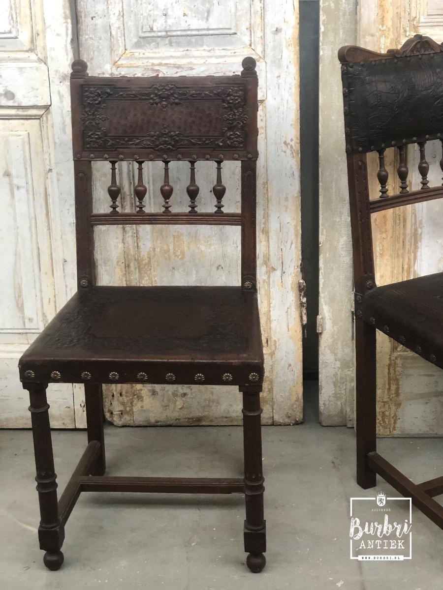 incompleet Onheil roekeloos Antique leather chairs - Tafel & Stoelen - Antieke meubels - Burbri