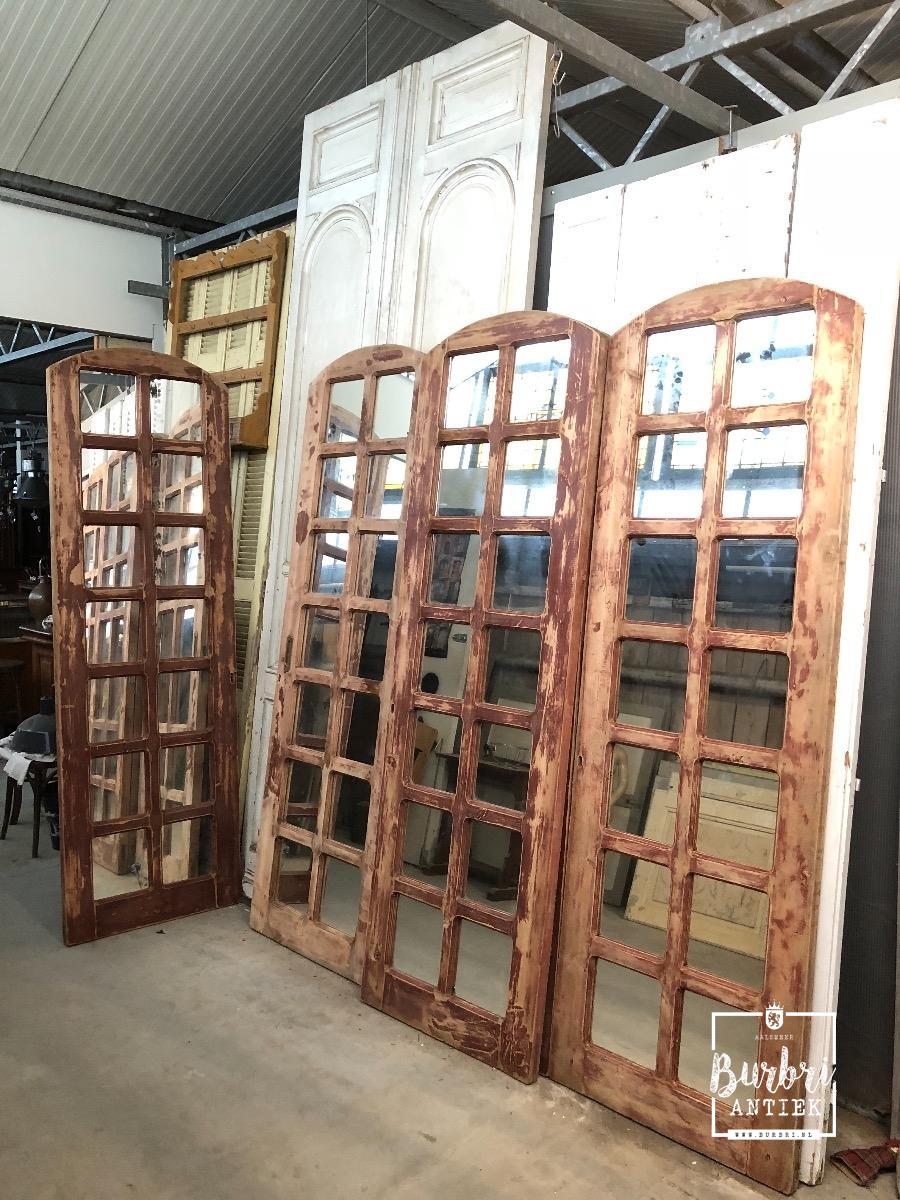Gehoorzaam heilig Indirect Spiegeldeuren Brocante stijl in Hout en glas, - Antieke set deuren met glas  - Oude bouwmaterialen - Burbri